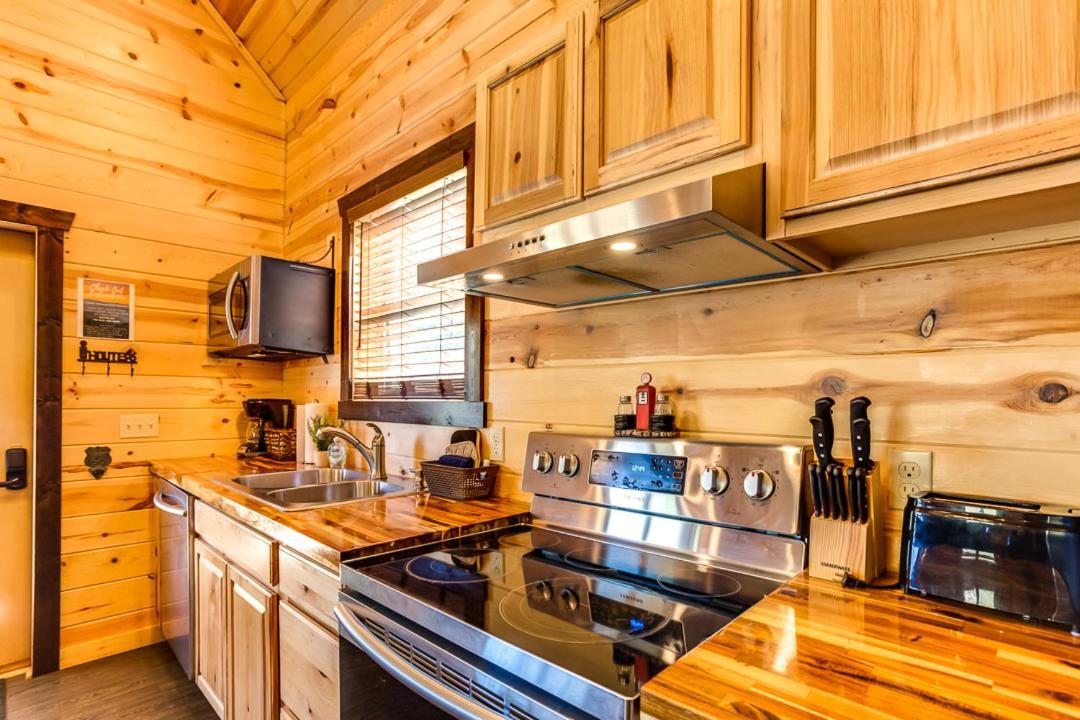 Route 66 Cabin Пиджен Фордж Стая снимка